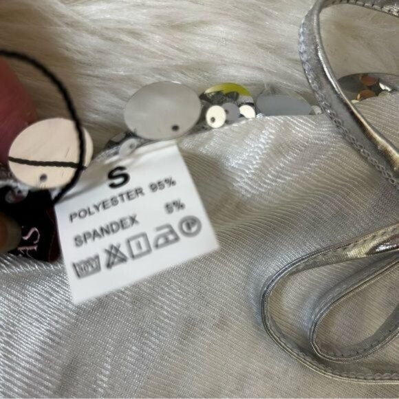 Micas silver sequins backless halter top Size Small New! - Picture 6 of 11